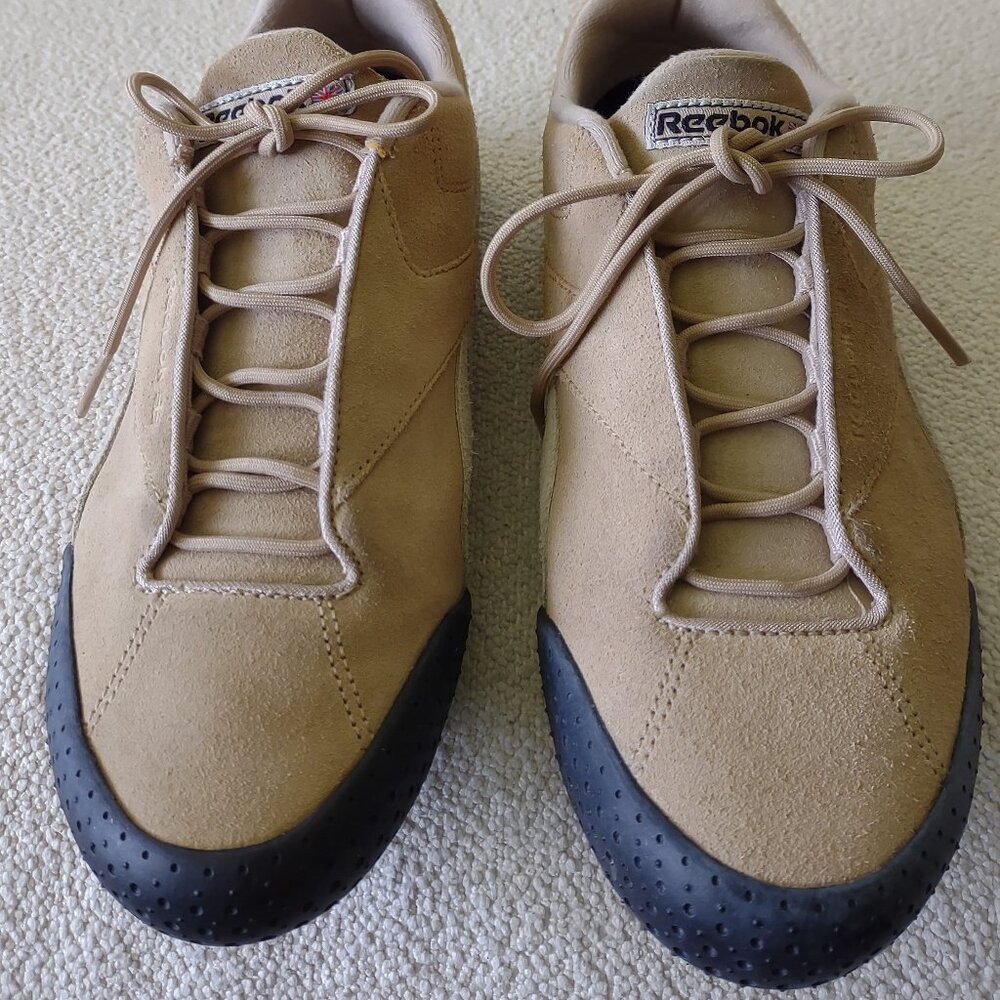 Reebok brown suede lace-up shoes, size 8